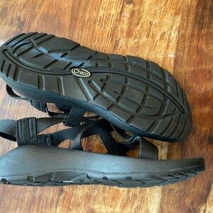 Women’s size 9W Chaco Z1 Cloud classic sandals